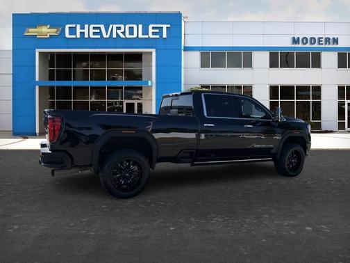Black 2021 GMC Sierra 3500 Denali