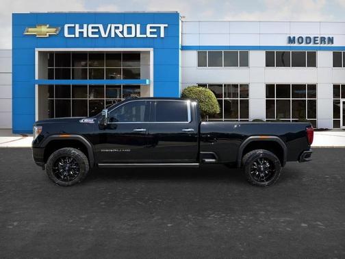 Black 2021 GMC Sierra 3500 Denali