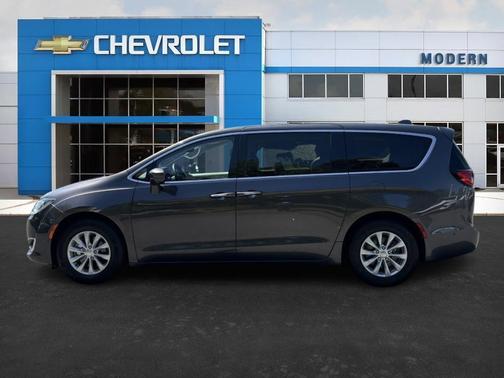 2019 Chrysler Pacifica Touring Plus