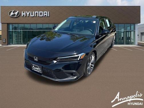 Crystal Black Pearl 2024 Honda Civic Touring