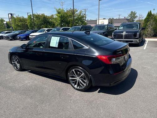 Crystal Black Pearl 2024 Honda Civic Touring