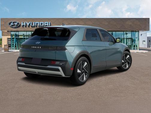 2025 Hyundai IONIQ 5 SE