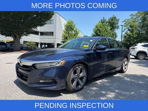 2019 Honda Accord Touring 2.0T