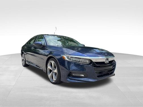 2019 Honda Accord Touring 2.0T