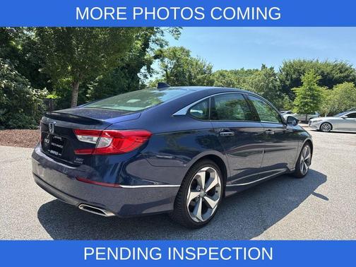 2019 Honda Accord Touring 2.0T