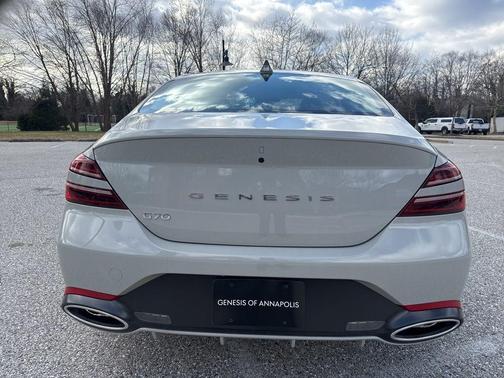 2026 Genesis G70 2.5T Standard