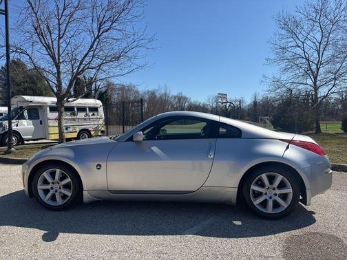 2004 Nissan 350Z Enthusiast