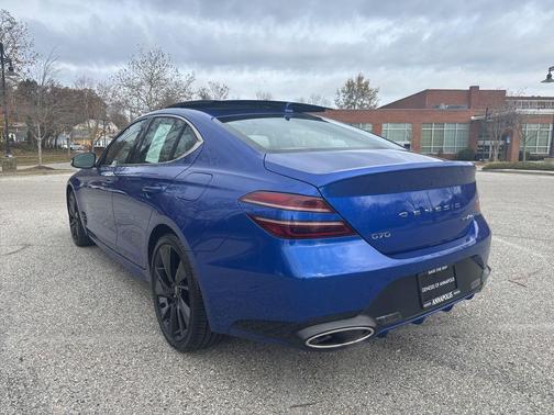 2023 Genesis G70 3.3T