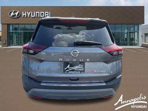 Gun Metallic 2021 Nissan Rogue SV
