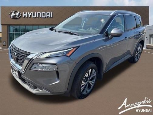 Gun Metallic 2021 Nissan Rogue SV