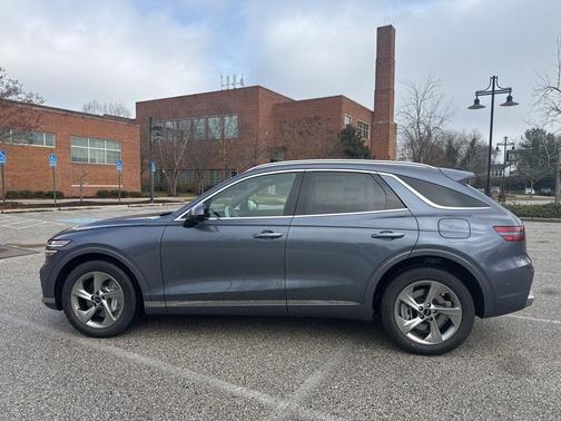 2026 Genesis GV70 2.5T Advanced