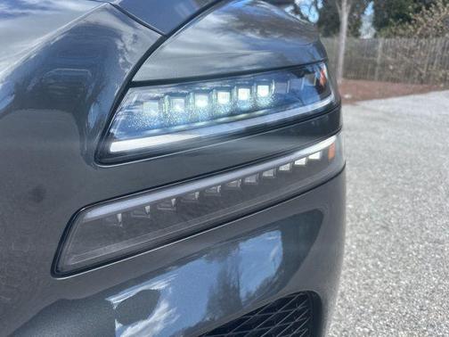 2025 Genesis GV80 2.5T
