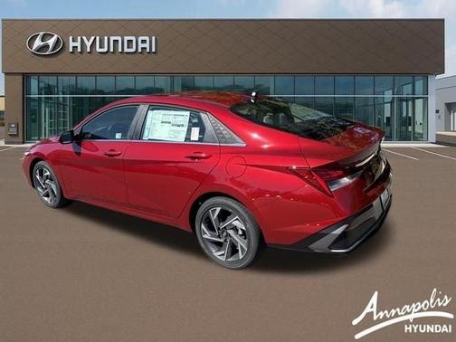 2025 Hyundai ELANTRA Limited