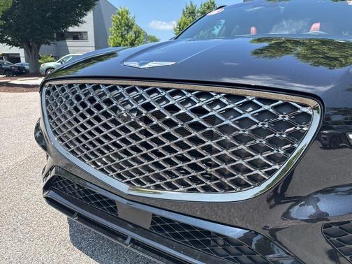 2023 Genesis GV70 2.5T