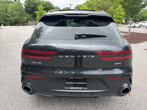 2023 Genesis GV70 2.5T