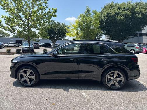 2023 Genesis GV70 2.5T