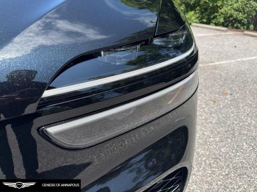2023 Genesis GV70 2.5T