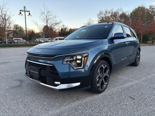 2023 Kia Niro SX Touring