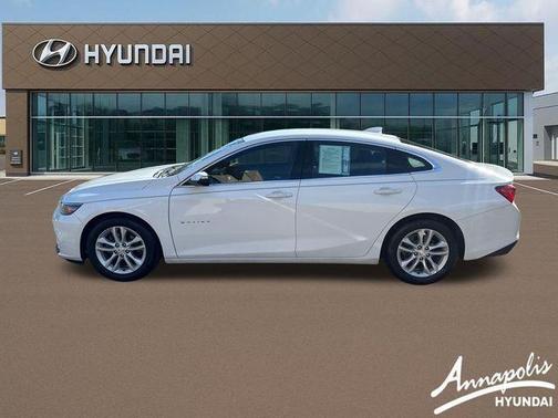 Summit White 2016 Chevrolet Malibu 1LT