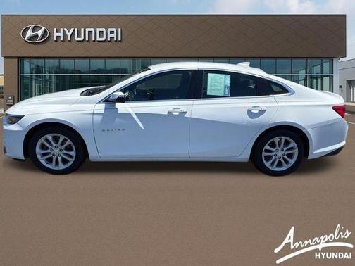 Summit White 2016 Chevrolet Malibu 1LT