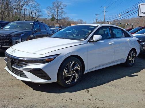 2025 Hyundai ELANTRA HEV Limited