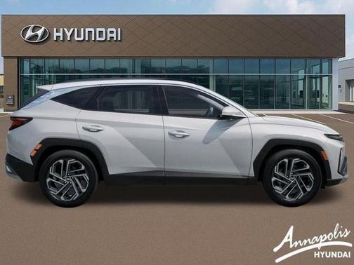 White Pearl 2026 Hyundai TUCSON SEL
