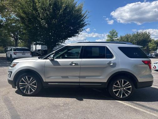2017 Ford Explorer Platinum