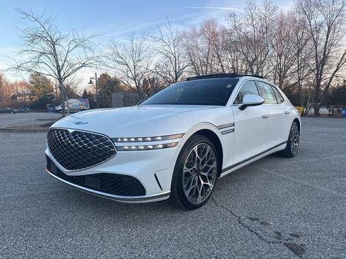 2025 Genesis G90 3.5T e-SC