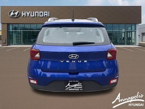 2023 Hyundai VENUE Limited
