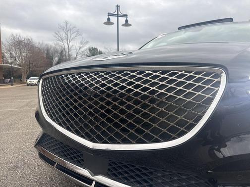 2024 Genesis GV70 2.5T