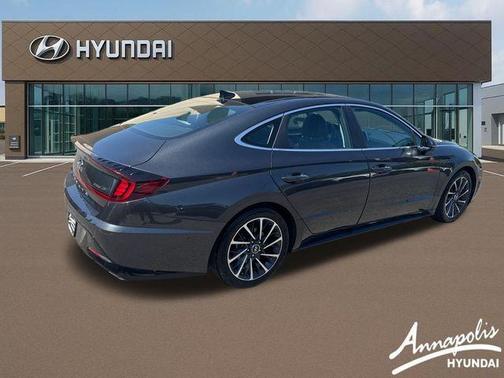 Gray 2022 Hyundai SONATA Limited