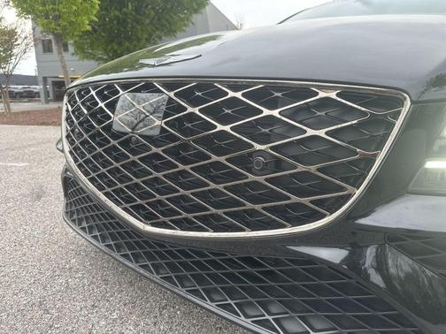 2025 Genesis G80 2.5T