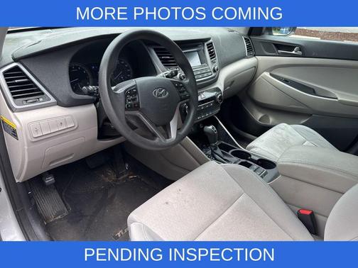 2017 Hyundai TUCSON SE