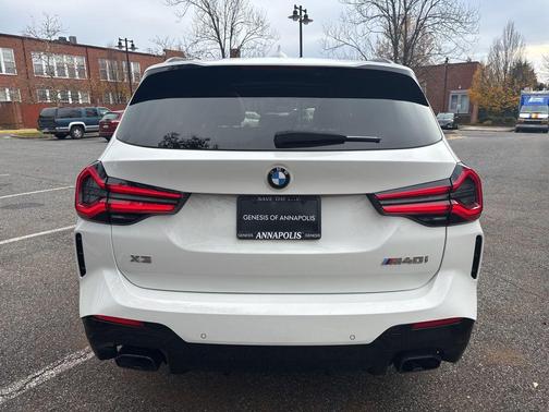 2022 BMW X3 M40i