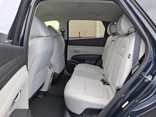 2025 Hyundai TUCSON Plug-In Hybrid SEL