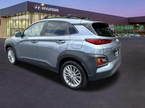 2021 Hyundai KONA SEL