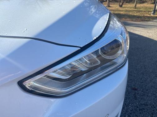 2017 Genesis G90 3.3T Premium