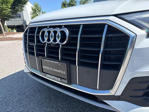 2020 Audi Q7 55 Premium Plus