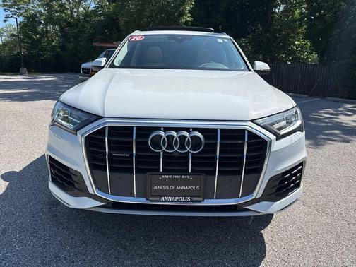2020 Audi Q7 55 Premium Plus