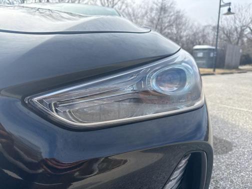 2020 Genesis G70 2.0T Sport