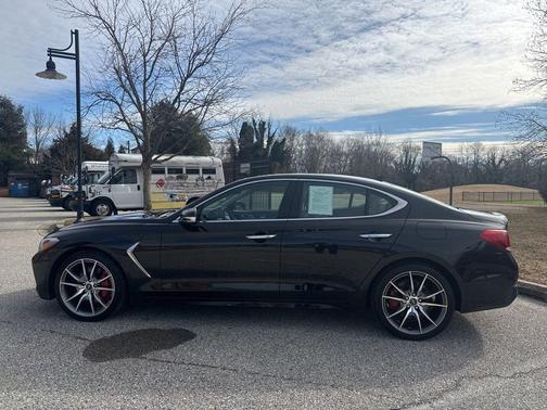 2020 Genesis G70 2.0T Sport