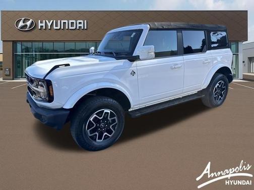 2023 Ford Bronco Outer Banks