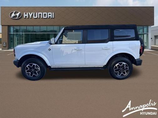 2023 Ford Bronco Outer Banks