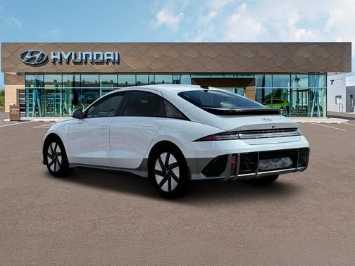 2025 Hyundai IONIQ 6 SE