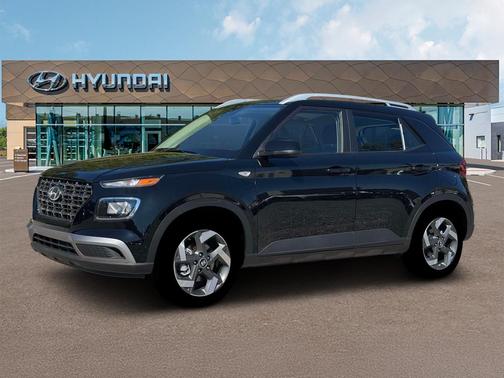 Onyx Black 2026 Hyundai VENUE SEL