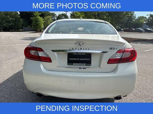 2011 INFINITI M37x Base
