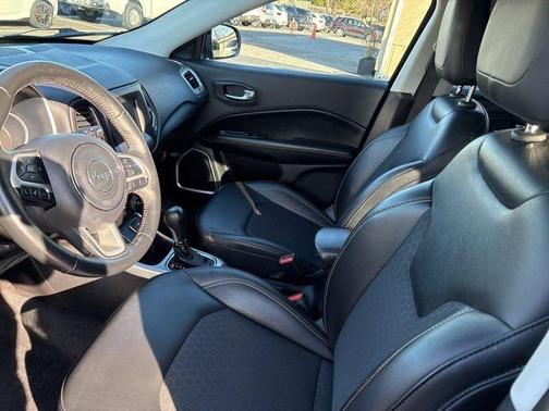 Jazz Blue Pearlcoat 2019 Jeep Compass Latitude