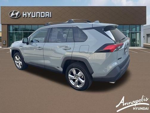 2021 Toyota RAV4 Hybrid XLE Premium