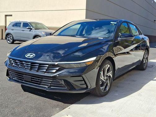 2025 Hyundai ELANTRA HEV Limited