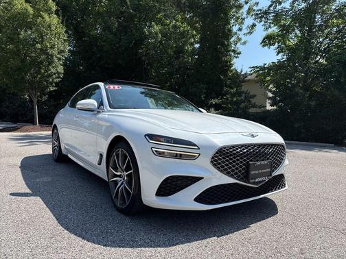 2022 Genesis G70 2.0T